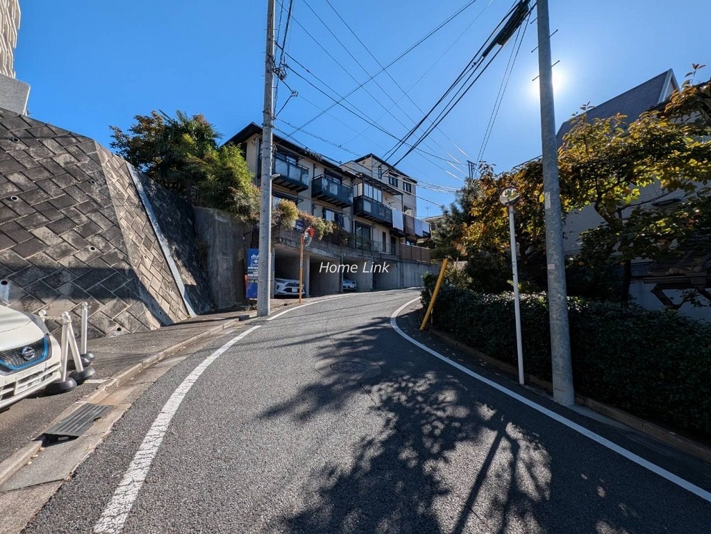 カーサ常盤台　西側 前面道路